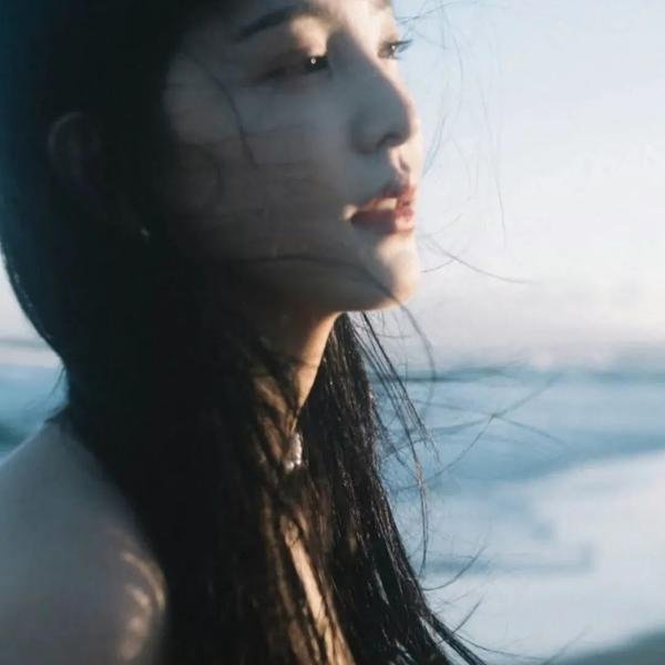 王胜：香甜多汁封面